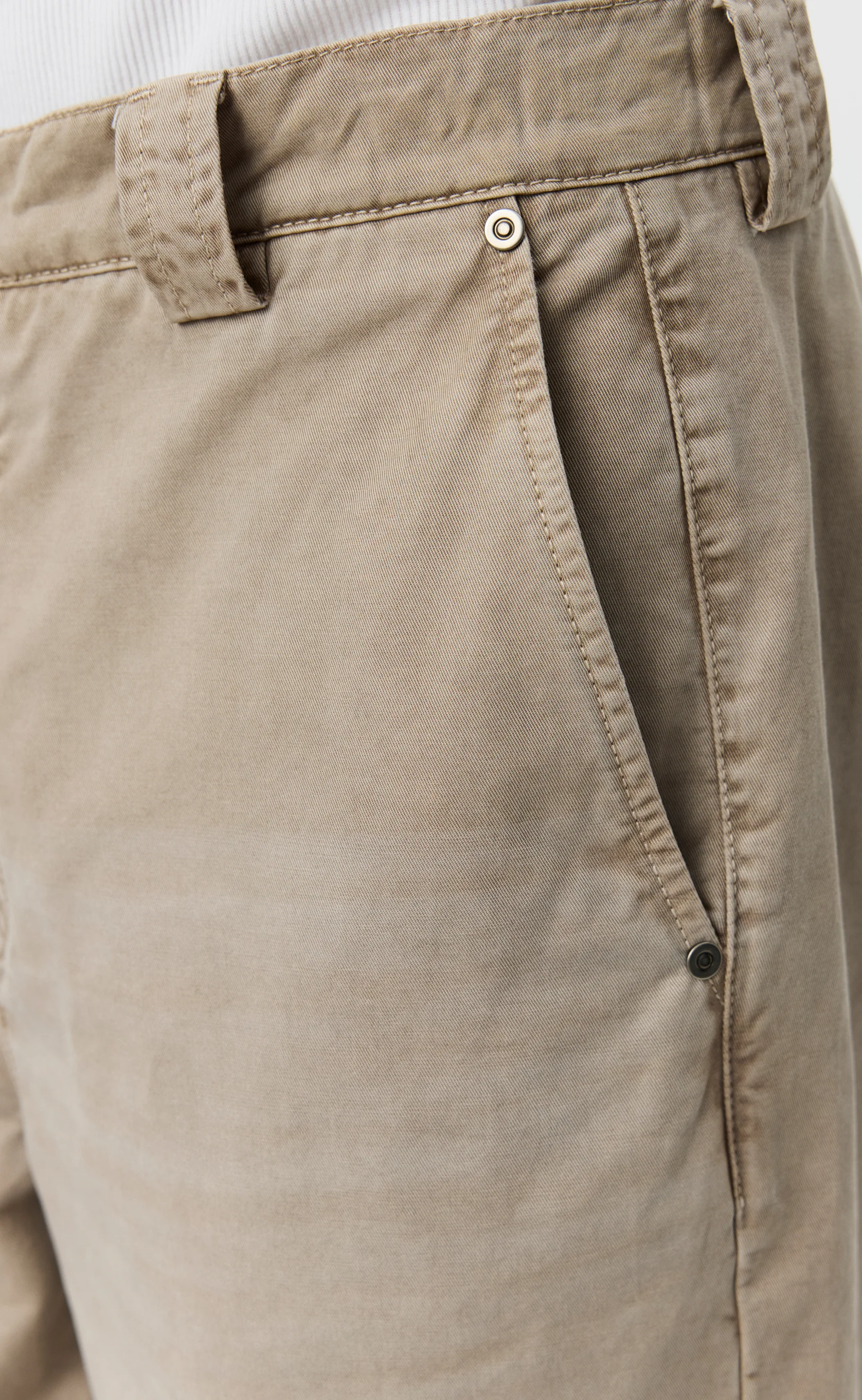 Commission Chino - Stonewashed Sand - Image 5