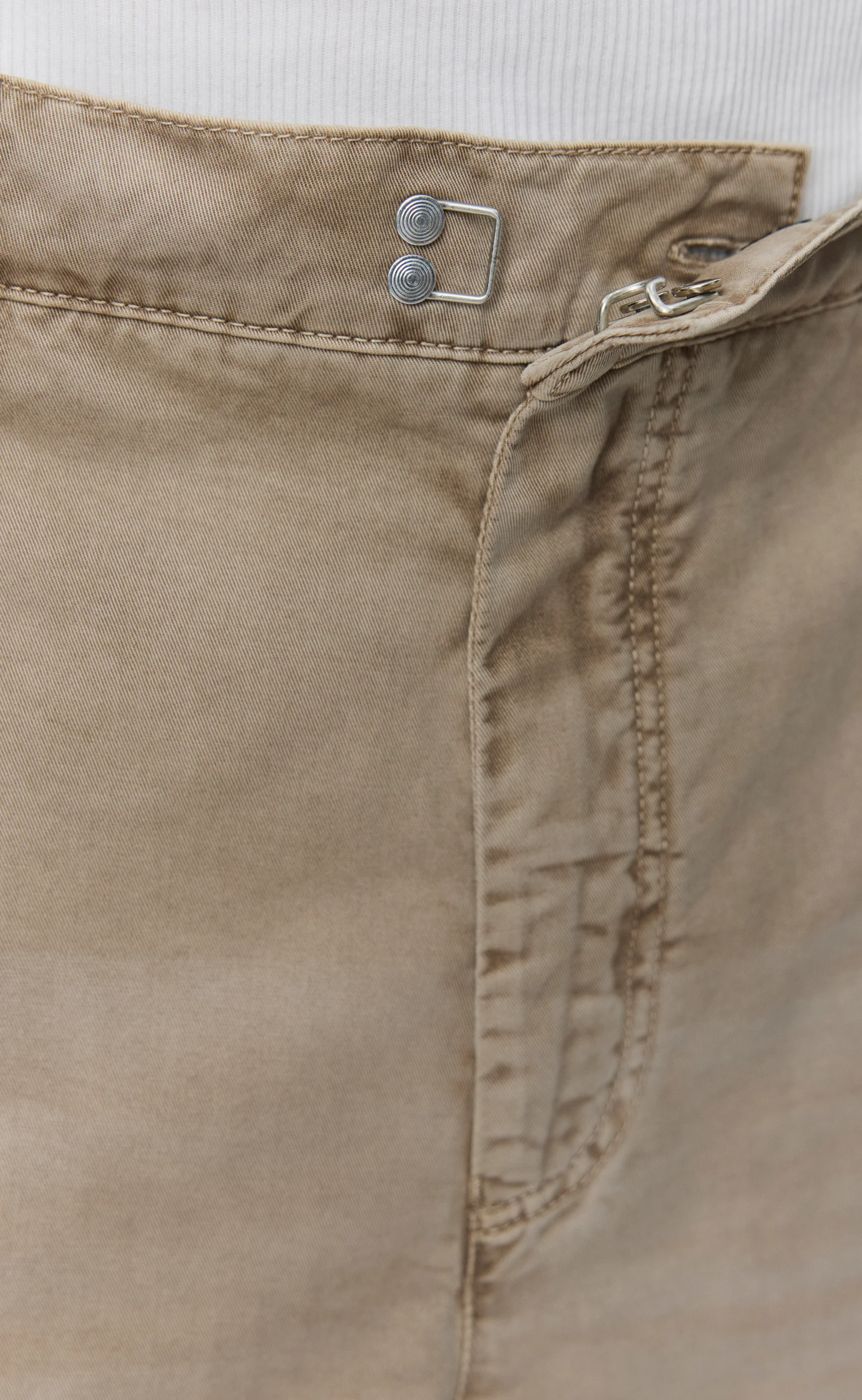 Commission Chino - Stonewashed Sand - Image 6