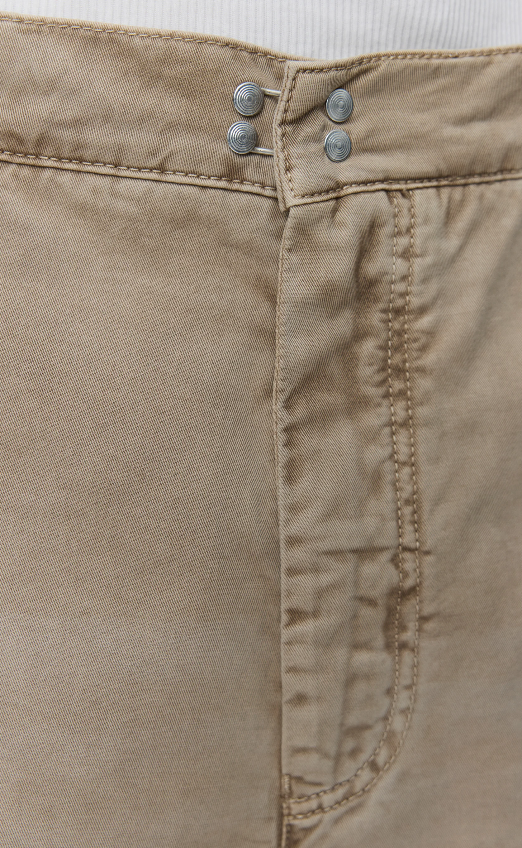 Commission Chino - Stonewashed Sand - Image 7