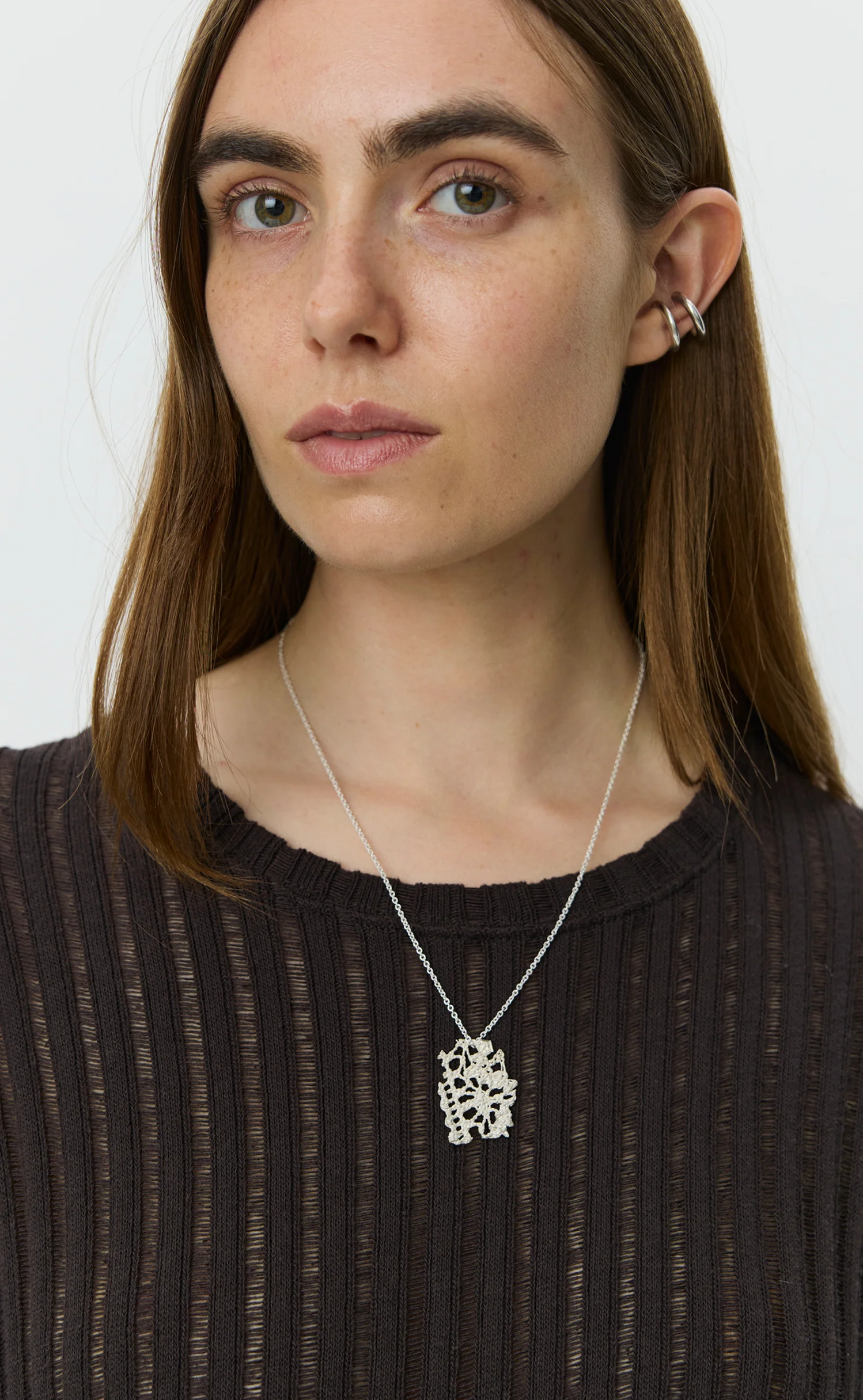 Lace Pendant Necklace - Brushed Silver - Image 4