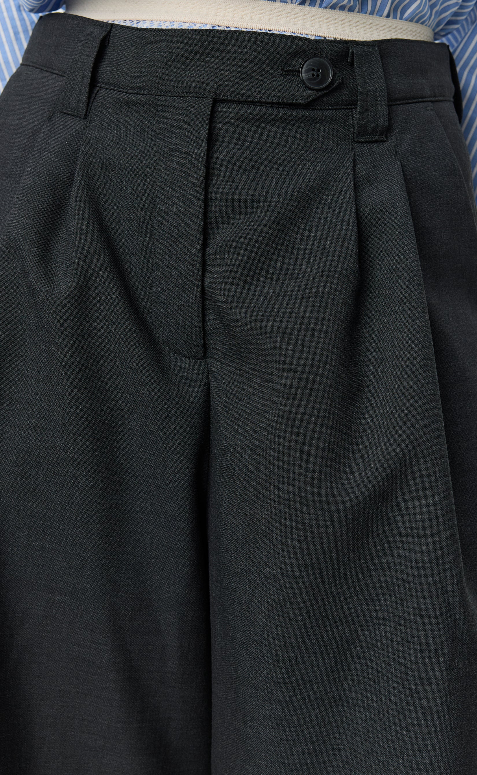 Womens Slash Shorts - Dark Grey Tropical Wool - Image 4